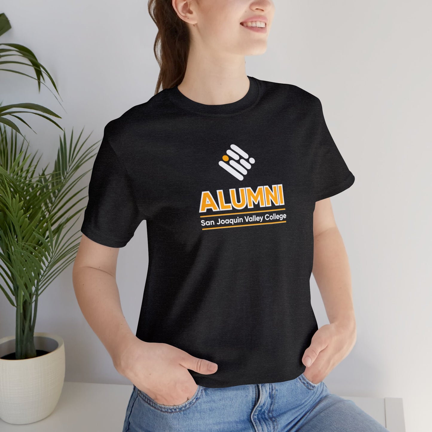 ALUMNI Unisex Short Sleeve Tee