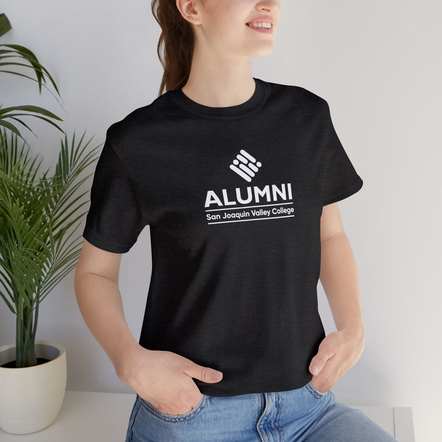 ALUMNI Unisex Short Sleeve Tee